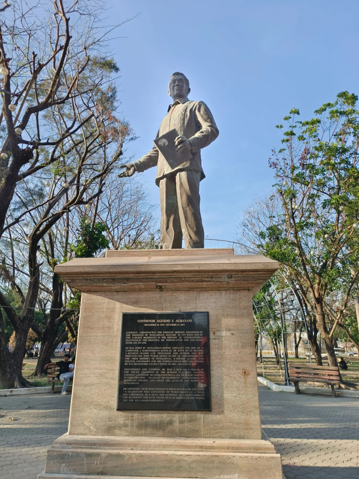 Governor Aguedo F. Agbayani Monument