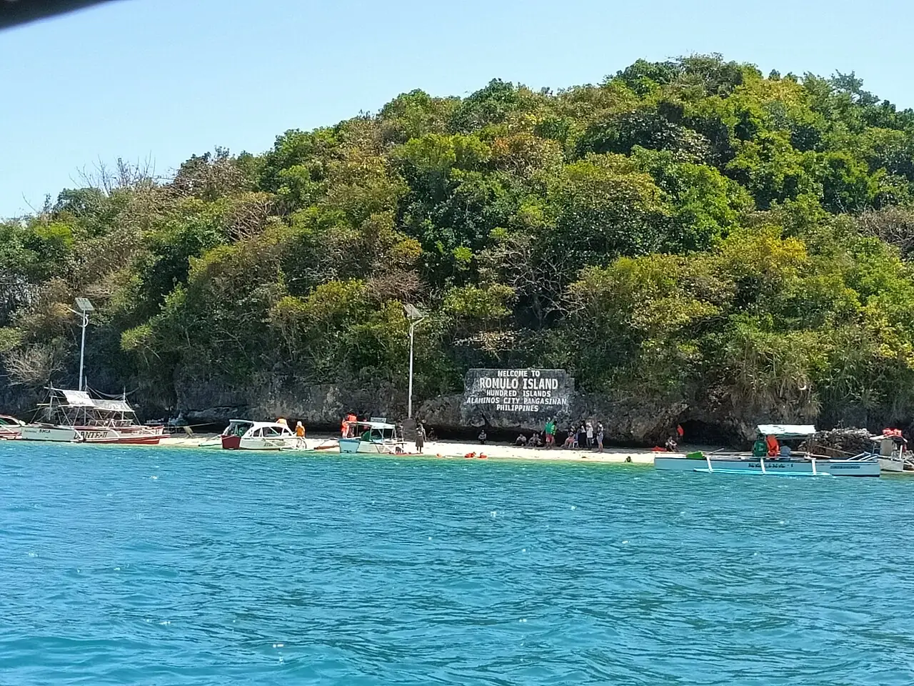 Hundred Island