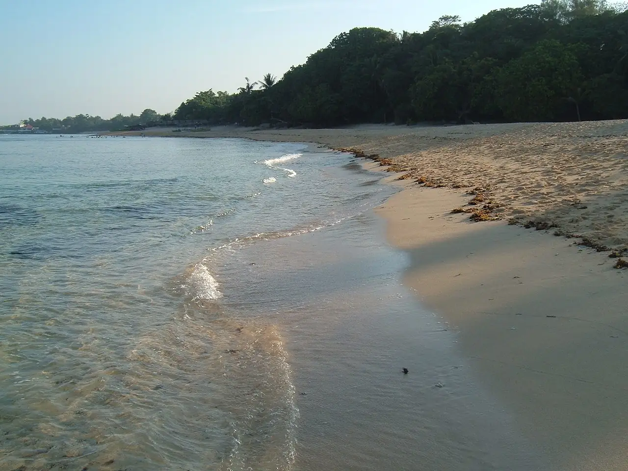 The open shoreline and sea at Patar Beach